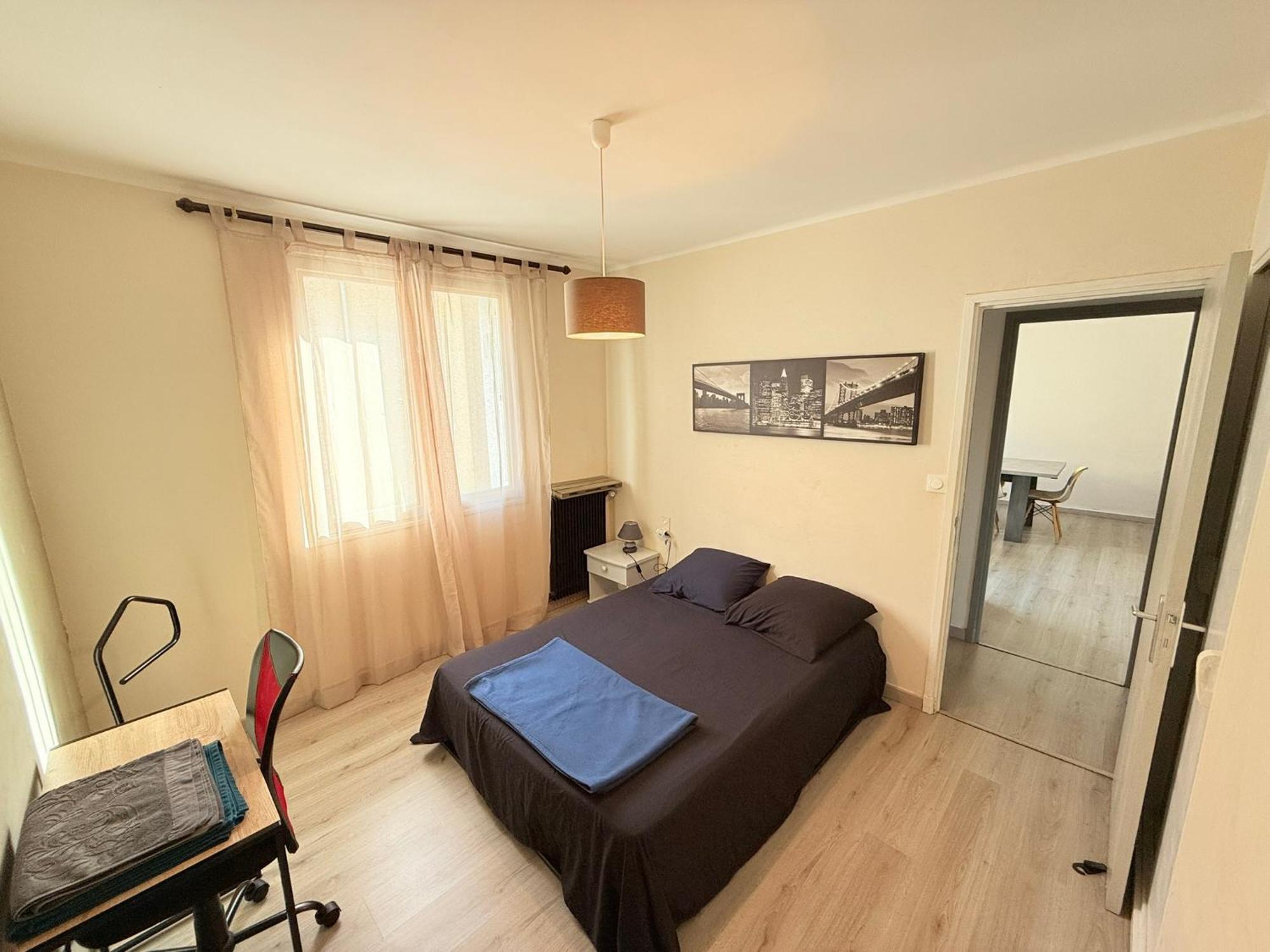 Appartement Les Arenes De - Centre 10 Min Gare -parking- 2 *